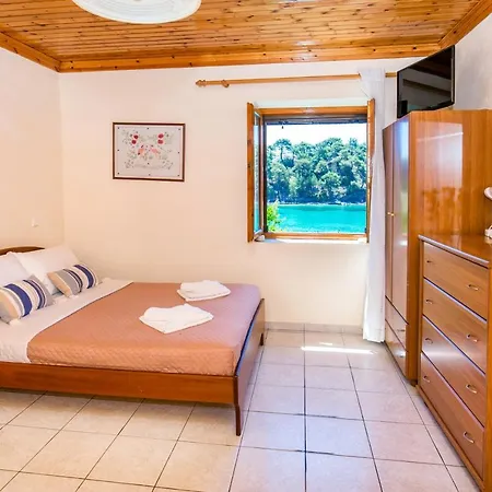 Anthi Guest house 3*